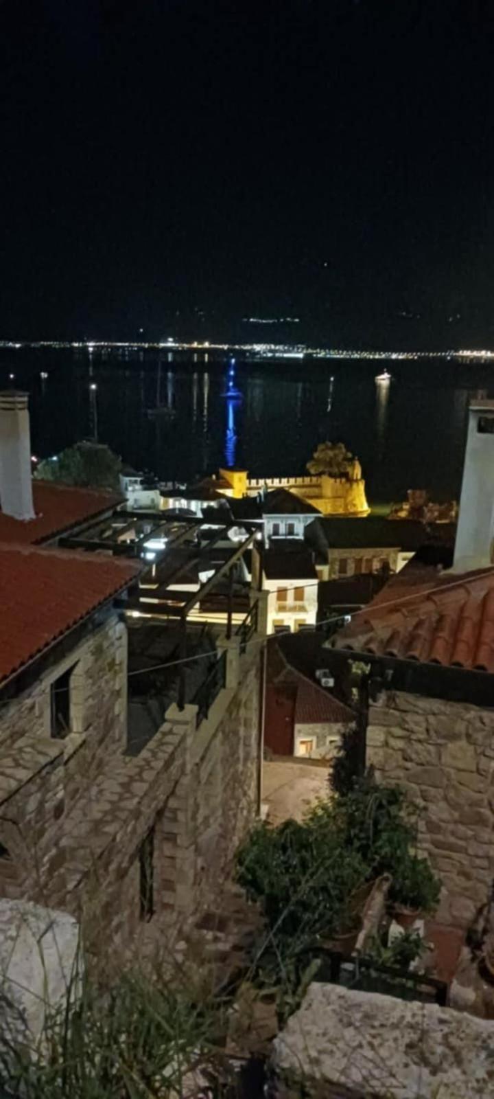 Ferienwohnung Stone Clock'S House Nafpaktos Exterior foto